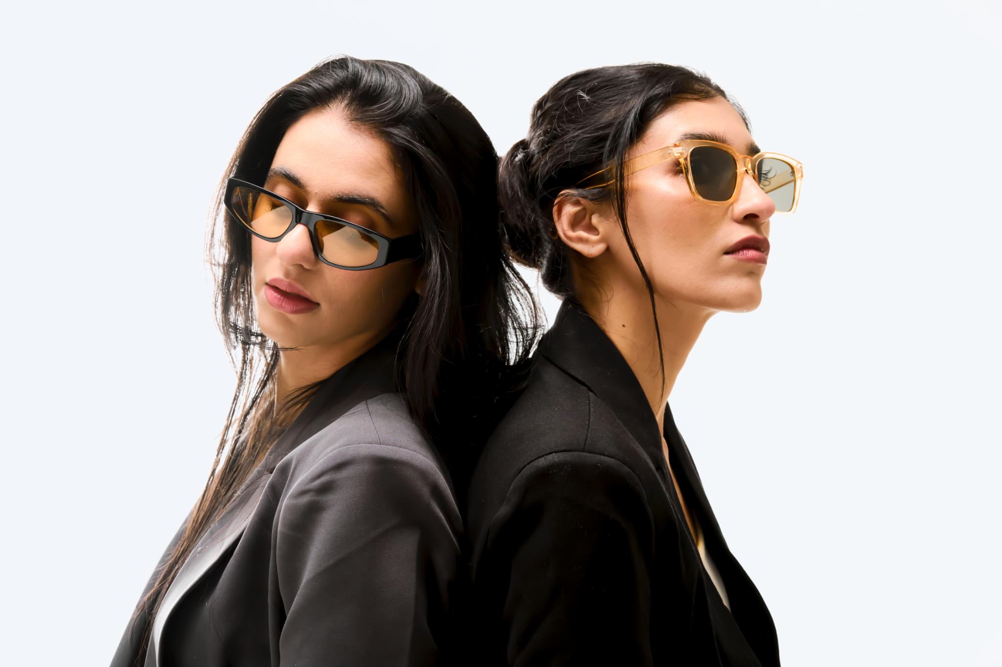 Heli and Leen, the sisters behind Melbaycorner